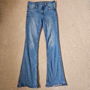 American Eagle AE High-Rise Artist Flare 6L